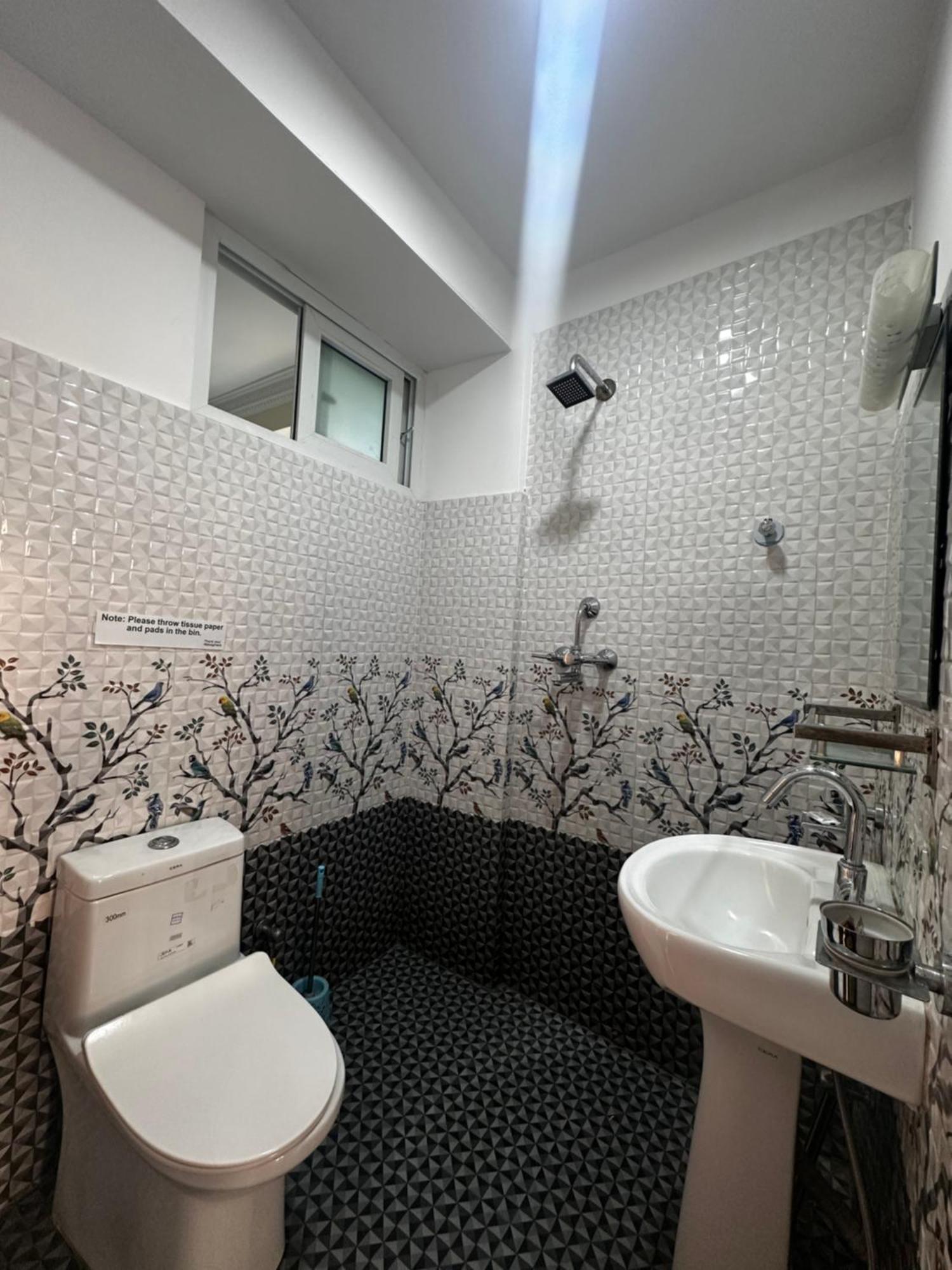 Norbu Hotel كاتماندو المظهر الخارجي الصورة